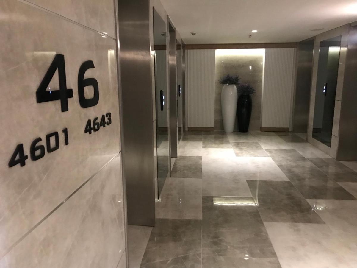 Orbi City Apartment 46Th Floor - Amazing View 巴统 外观 照片