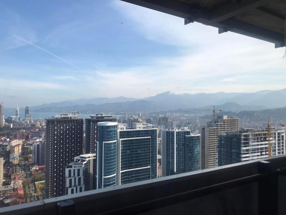 Orbi City Apartment 46Th Floor - Amazing View 巴统 外观 照片